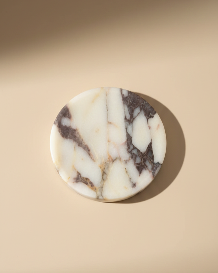 Our most loved classic calacatta marble from Turkey is a statement for your space. The colour & veining is unique to each cut.

Use it to display your jewellery, or even as a statement trinket on a coffee table. 

Refined, luxurious & polishe